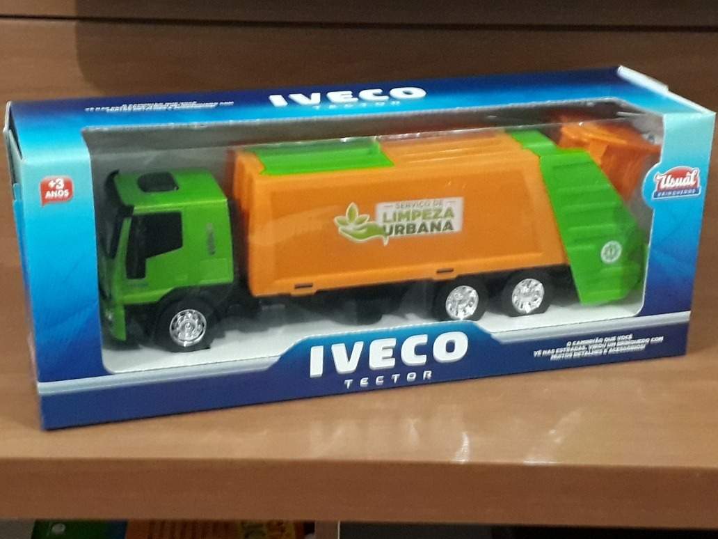 Brinquedo Caminhão Iveco Tector Coletor Verde